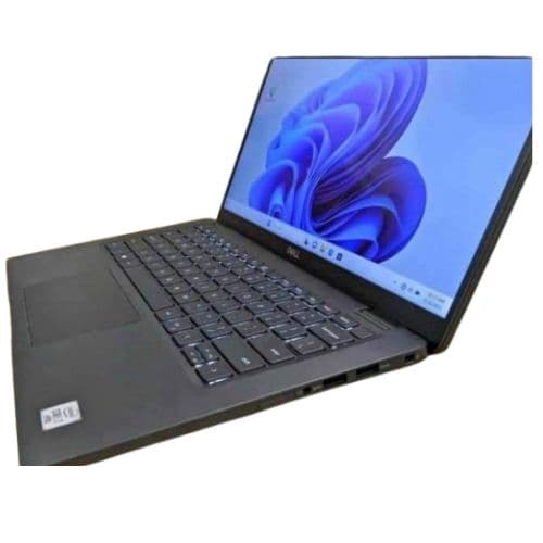 Dell Latitude 5400, Processeur : Intel Core i5 – 8e génération, Mémoire RAM : 8 Go DDR4, Stockage : 512 Go SSD M.2